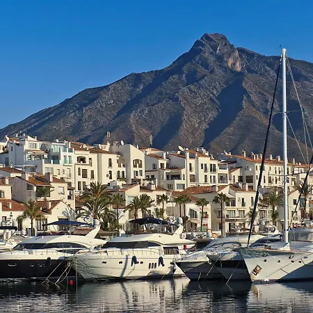 Acogedor En El Centro Con Muchas Comodidades * Marbella